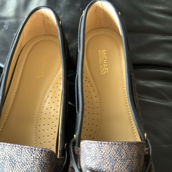 Michael Kors loafers. Brown - Picture 7 of 11